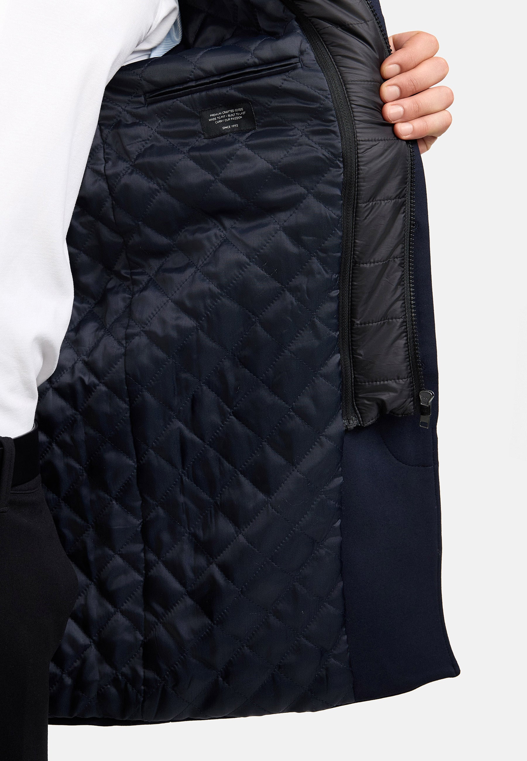 #farbe_dark-navy